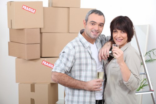 Removal van support for flat moves and furniture transport in Stockwell